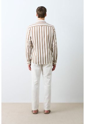 Camisa Manga Larga Rayas Para Hombre Tessa Camisa Manga Larga Rayas Para Hombre Tessa Cafe L VÉLEZ