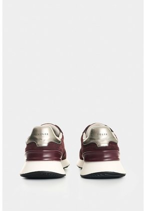 Tenis En Carnaza Para Mujer Brisa 2.0 Tenis En Carnaza Para Mujer Brisa 2.0 Vinotinto 36 VÉLEZ