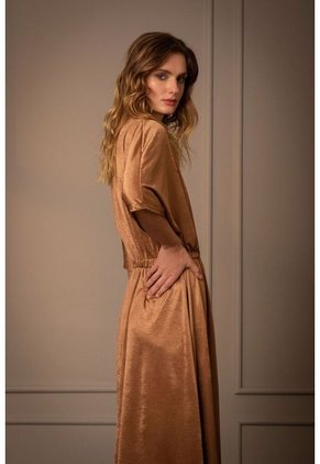 Vestido Sumapaz Para Mujer Manga Corta Tipo Murciélago Miel Vestido Sumapaz Para Mujer Manga Corta Tipo Murciélago Miel 05 Vélez