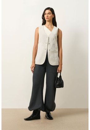 Pantalón Bota Englobada De Tejido Plano Para Mujer Arizona Pantalón Bota Englobada De Tejido Plano Para Mujer Arizona Negro 12 VÉLEZ