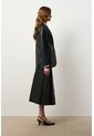 Blazer Astromelia En Cuero Ovino Para Mujer Silueta Recta Blazer Astromelia En Cuero Ovino Para Mujer Silueta Recta Negro XL VÉLEZ de Vélez
