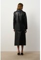 Blazer Astromelia En Cuero Ovino Para Mujer Silueta Recta Blazer Astromelia En Cuero Ovino Para Mujer Silueta Recta Negro XL VÉLEZ de Vélez