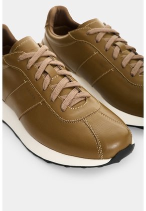 Tenis En Cuero Para Hombre Terra Tenis En Cuero Para Hombre Terra Tabaco 42 VÉLEZ
