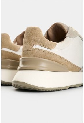 Tenis En Gamuza Para Mujer Marina Tenis En Gamuza Para Mujer Marina Crema 41 VÉLEZ