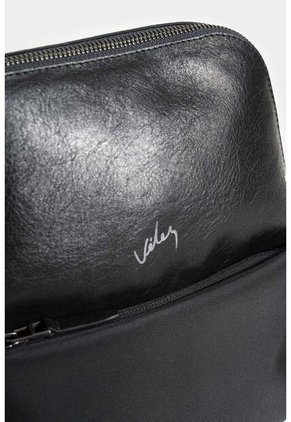 Manos Libres Ciboria De Cuero Para Hombre Media Argolla Triangular Manos Libres Ciboria De Cuero Para Hombre Media Argolla Triangular Negro Vélez