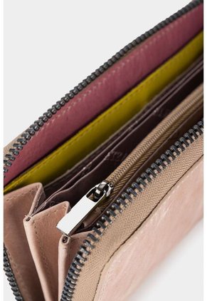 Billetera Porta Chequera Vesubio De Cuero Para Mujer Efecto Tamponado Billetera Porta Chequera Vesubio De Cuero Para Mujer Efecto Tamponado Kaky Vélez