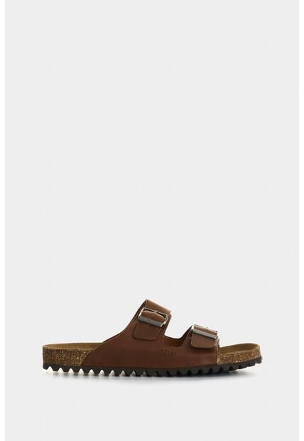 Sandalia Plana Elia De Cuero Para Hombre Doble Hebilla Sandalia Plana Elia De Cuero Para Hombre Doble Hebilla Miel 38 VÉLEZ