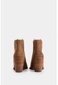 Botines Alpha De Cuero Gamuzado Para Mujer Silueta Asimétrica Botines Alpha De Cuero Gamuzado Para Mujer Silueta Asimétrica Miel 35 VÉLEZ de Vélez
