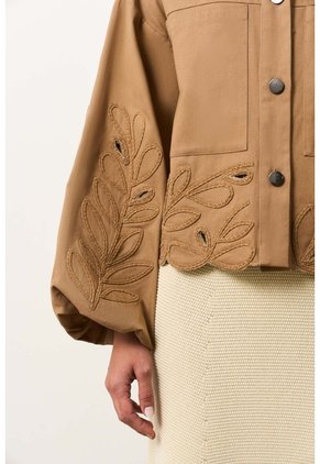 Chaqueta En Dril Para Mujer Runas Chaqueta En Dril Para Mujer Runas Tabaco XL VÉLEZ