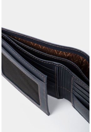 Billetera Humanista De Cuero Para Hombre Costuras Contraste Azul Oscuro Billetera Humanista De Cuero Para Hombre Costuras Contraste Azul Oscuro VÉLEZ