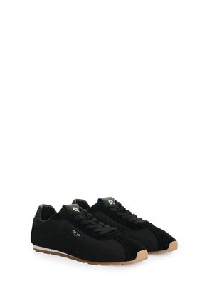 Tenis En Lona Y Carnaza Para Mujer Savanna Floral Tenis En Lona Y Carnaza Para Mujer Savanna Floral Negro 41 VÉLEZ