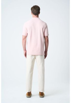 Polo Para Hombre Semi Fit Detalle Jacquard Polo Para Hombre Semi Fit Detalle Jacquard Rosado S VÉLEZ