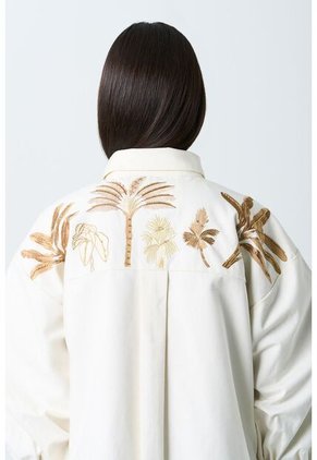 Chaqueta Dune Para Mujer Detalle Bordado Chaqueta Dune Para Mujer Detalle Bordado Crema XXL VÉLEZ