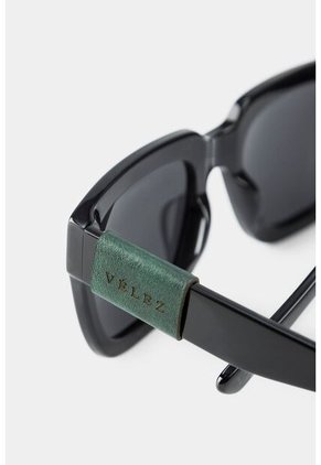 Gafas De Sol Dallas Para Mujer Silueta Cuadrada Gafas De Sol Dallas Para Mujer Silueta Cuadrada Negro VÉLEZ