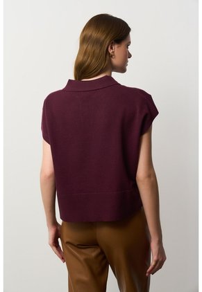 Polo Bora Tejida Para Mujer Silueta Boxy Polo Bora Tejida Para Mujer Silueta Boxy Vinotinto M VÉLEZ