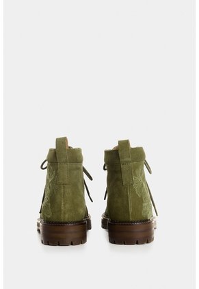 Botin En Cuero Carnaza Para Mujer Nacar Tipo Hiking Botin En Cuero Carnaza Para Mujer Nacar Tipo Hiking Verde Oliva 36 VÉLEZ