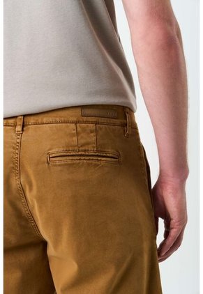 Bermuda Acacia En Drill Para Hombre Silueta Amplia Bermuda Acacia En Drill Para Hombre Silueta Amplia Cafe Claro 38 Vélez