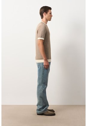 Camiseta Tejida Para Hombre Lascar Camiseta Tejida Para Hombre Lascar Miel XXL VÉLEZ
