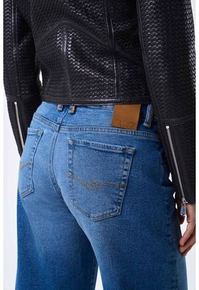 Jean Barrel Calixto Para Mujer Confort Jean Barrel Calixto Para Mujer Confort Azul 12 VÉLEZ