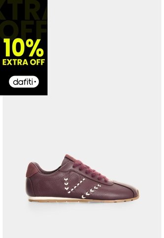 Tenis En Cuero Para Mujer Savanna Grain Stitch Tenis En Cuero Para Mujer Savanna Grain Stitch Vinotinto 41 VÉLEZ Vélez