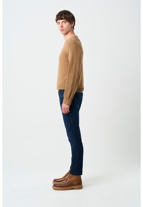 Jean Terra Semi Fitted Para Hombre Detalles En Cuero Jean Terra Semi Fitted Para Hombre Detalles En Cuero Azul 36 VÉLEZ