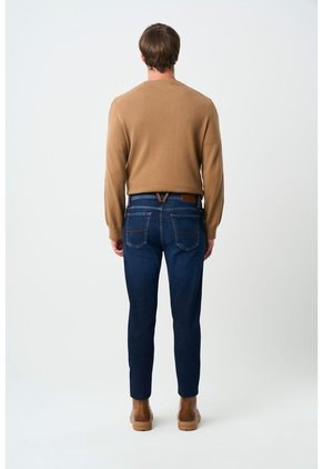 Jean Terra Semi Fitted Para Hombre Detalles En Cuero Jean Terra Semi Fitted Para Hombre Detalles En Cuero Azul 36 VÉLEZ