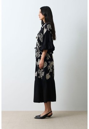 Vestido Bordado Cuello Nerú Para Mujer Efos Vestido Bordado Cuello Nerú Para Mujer Efos Negro 12 VÉLEZ