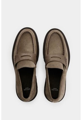 Mocasines En Cuero Para Hombre Tikal Mocasines En Cuero Para Hombre Tikal Verde Oliva 44 VÉLEZ