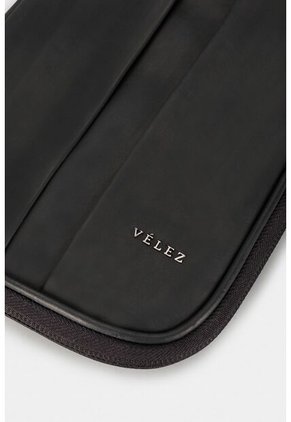 Porta Pasaporte De Cuero Para Hombre Ibis Negro Porta Pasaporte De Cuero Para Hombre Ibis Negro VÉLEZ