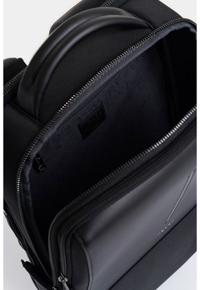 Tula Morral Oasis De Lona Para Hombre Detalle Acento De Color Tula Morral Oasis De Lona Para Hombre Detalle Acento De Color Negro VÉLEZ