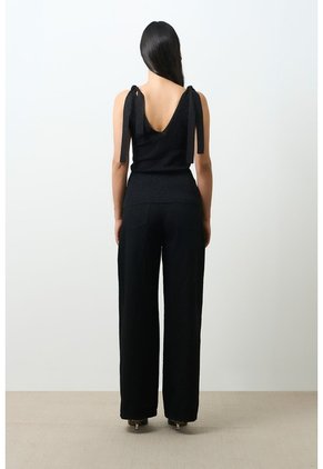 Top Tejido Ajustado Para Mujer Tritón Top Tejido Ajustado Para Mujer Tritón Negro M VÉLEZ