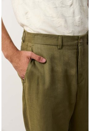 Pantalón Para Hombre Alma Pantalón Para Hombre Alma Verde Oliva 36 VÉLEZ