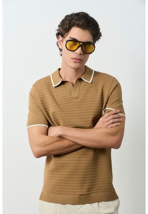 Polo Tejida Ruka Para Hombre Polo Tejida Ruka Para Hombre Canela XL VÉLEZ