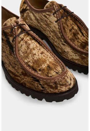 Zapatos De Atadura En Cuero Pelo Para Hombre Tikal Zapatos De Atadura En Cuero Pelo Para Hombre Tikal Miel 40 VÉLEZ