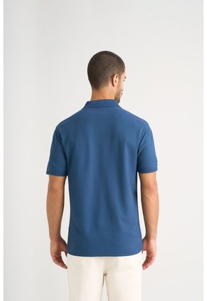 Polo Para Hombre Semi Fit Detalle Jacquard Polo Para Hombre Semi Fit Detalle Jacquard Azul Oscuro XL VÉLEZ