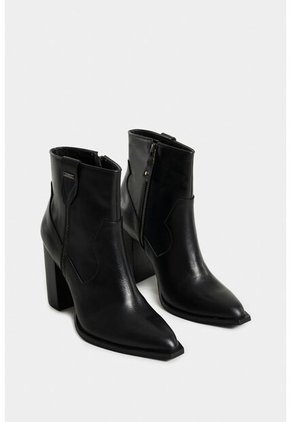 Botines Tatacoa De Cuero Para Mujer Detalle En Millaré Botines Tatacoa De Cuero Para Mujer Detalle En Millaré Negro 38 VÉLEZ