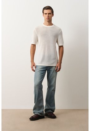 Camiseta Tejida Para Hombre Serrano Camiseta Tejida Para Hombre Serrano Crema XL VÉLEZ