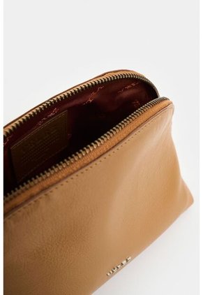 Cosmetiquera De Cuero Para Mujer Nacre Cosmetiquera De Cuero Para Mujer Nacre Miel VÉLEZ