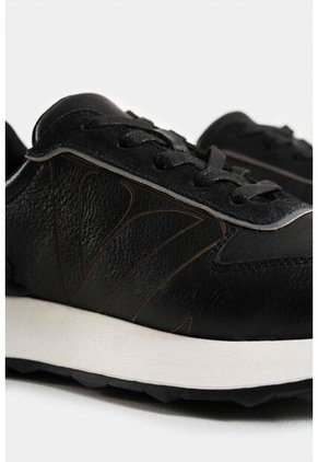Tenis Australis De Cuero Y Carnaza Para Mujer Silueta Deportiva Tenis Australis De Cuero Y Carnaza Para Mujer Silueta Deportiva Negro 39 VÉLEZ