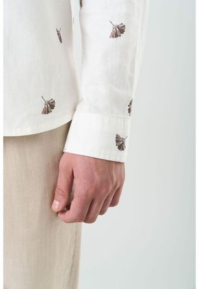 Camisa Manga Larga Semi Fitted Para Hombre Sienna Camisa Manga Larga Semi Fitted Para Hombre Sienna Crema S VÉLEZ
