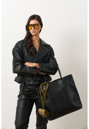Chaqueta Biker En Cuero Quimera Para Mujer Chaqueta Biker En Cuero Quimera Para Mujer Negro M VÉLEZ