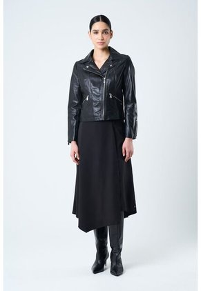 Chaqueta Silueta Tipo Biker De Cuero Para Mujer Cremalleras Chaqueta Silueta Tipo Biker De Cuero Para Mujer Cremalleras Negro XS VÉLEZ