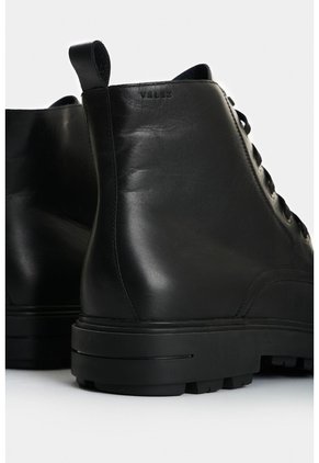 Botas Alameda De Cuero Para Hombre Atemporal Botas Alameda De Cuero Para Hombre Atemporal Negro 45 VÉLEZ