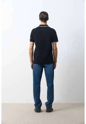 Polo Tejida Ruka Para Hombre Polo Tejida Ruka Para Hombre Negro XXL VÉLEZ