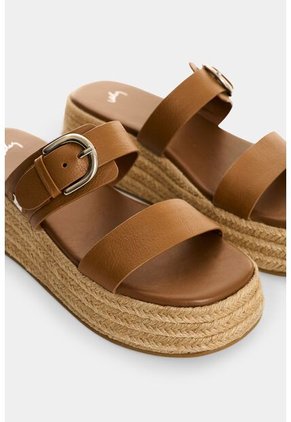 Sandalia Plataforma En Cuero Y Yute Para Mujer Ikal Sandalia Plataforma En Cuero Y Yute Para Mujer Ikal Miel 35 VÉLEZ