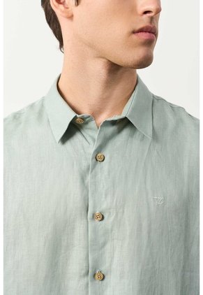Camisa En Lino Manga Corta Siena Para Hombre Camisa En Lino Manga Corta Siena Para Hombre Verde Oliva XL VÉLEZ
