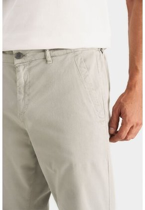 Pantalón ítalo Para Hombre En Popelina Liviana De Algodón Pantalón ítalo Para Hombre En Popelina Liviana De Algodón Gris 36 Vélez