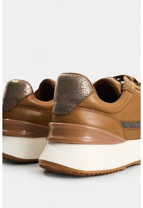 Tenis De Cuero Detalle Millaré Para Mujer Pearl Tenis De Cuero Detalle Millaré Para Mujer Pearl Miel 36 VÉLEZ