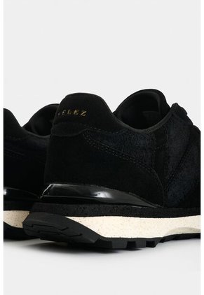 Tenis De Cuero Carnaza Para Mujer Sahara Tenis De Cuero Carnaza Para Mujer Sahara Negro 36 VÉLEZ