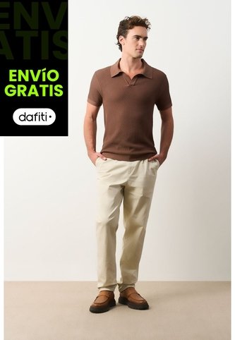 Polo Manga Corta Draco 2.0 Tejida Para Hombre Texturizada Polo Manga Corta Draco 2.0 Tejida Para Hombre Texturizada Tabaco L VÉLEZ Vélez